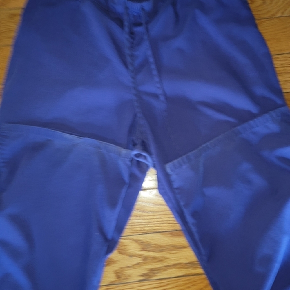 Cherokee scrub set